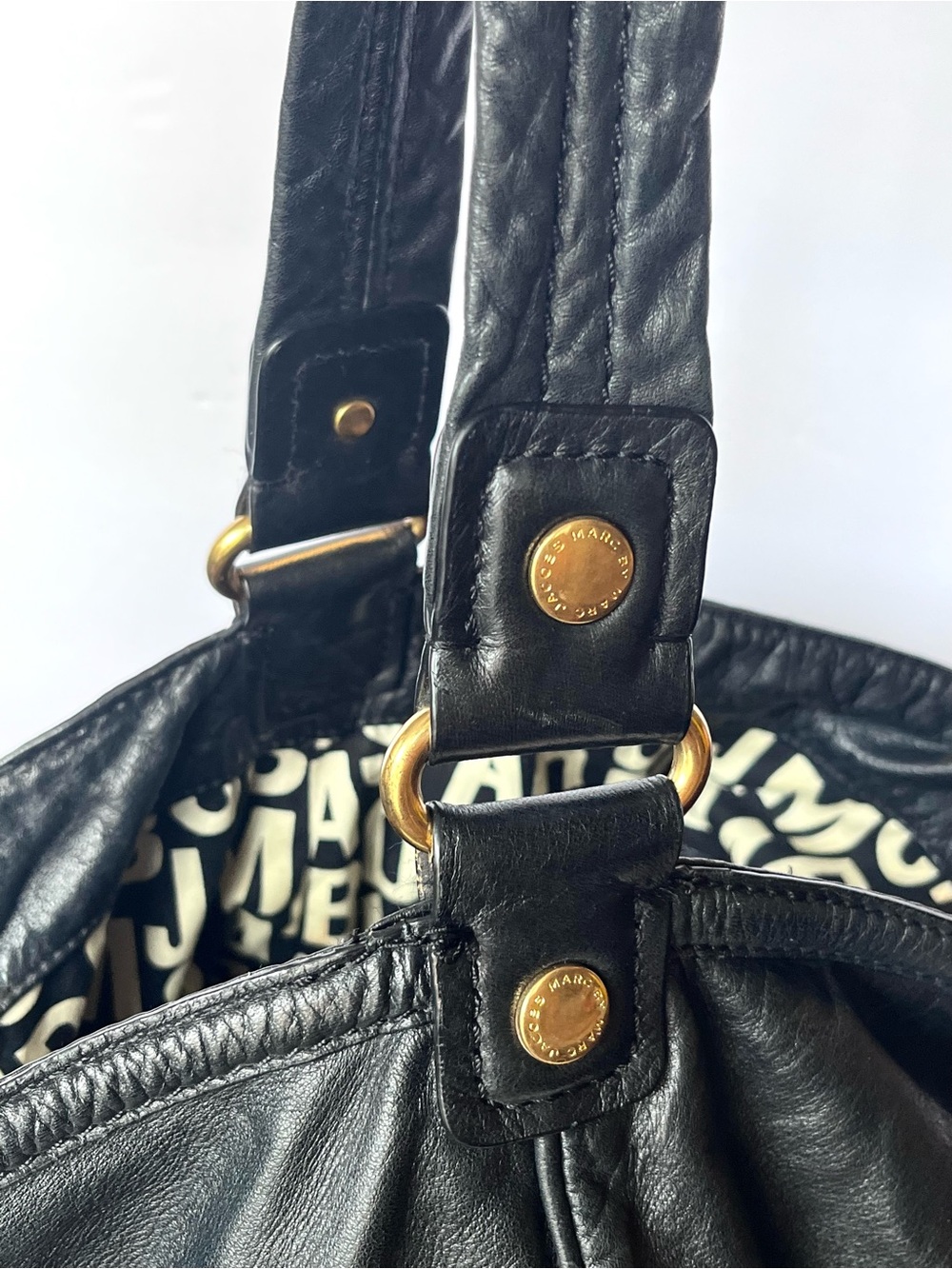 MARC BY MARC JACOBS Totally Turnlock Faridah Black Leather Hobo Bag - Picture 11 of 16